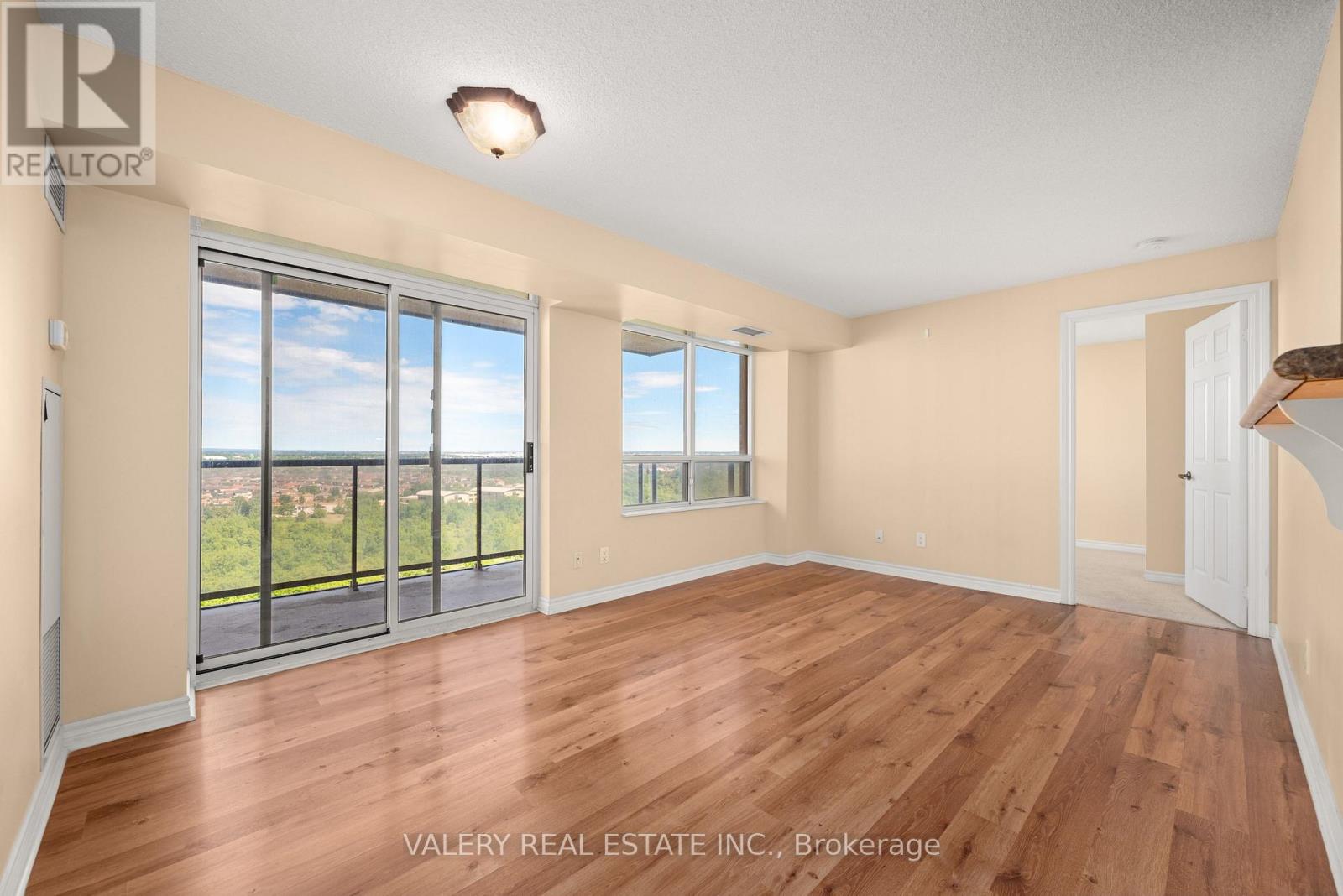 #1626 700 HUMBERWOOD BOULEVARD - 21