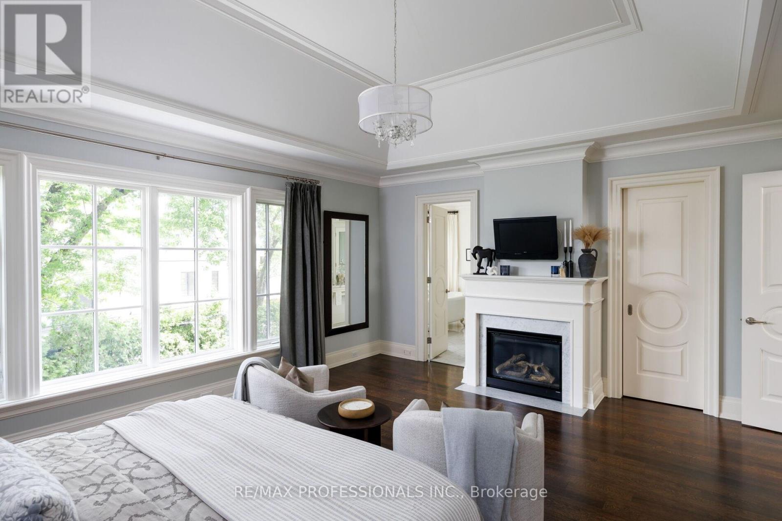 77 HALIBURTON AVENUE - 26
