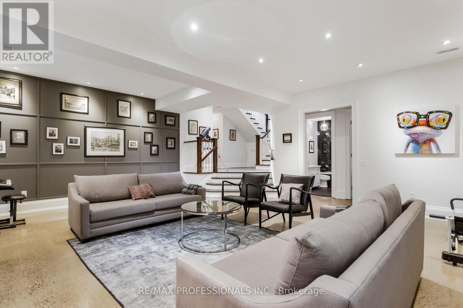 77 HALIBURTON AVENUE - 41