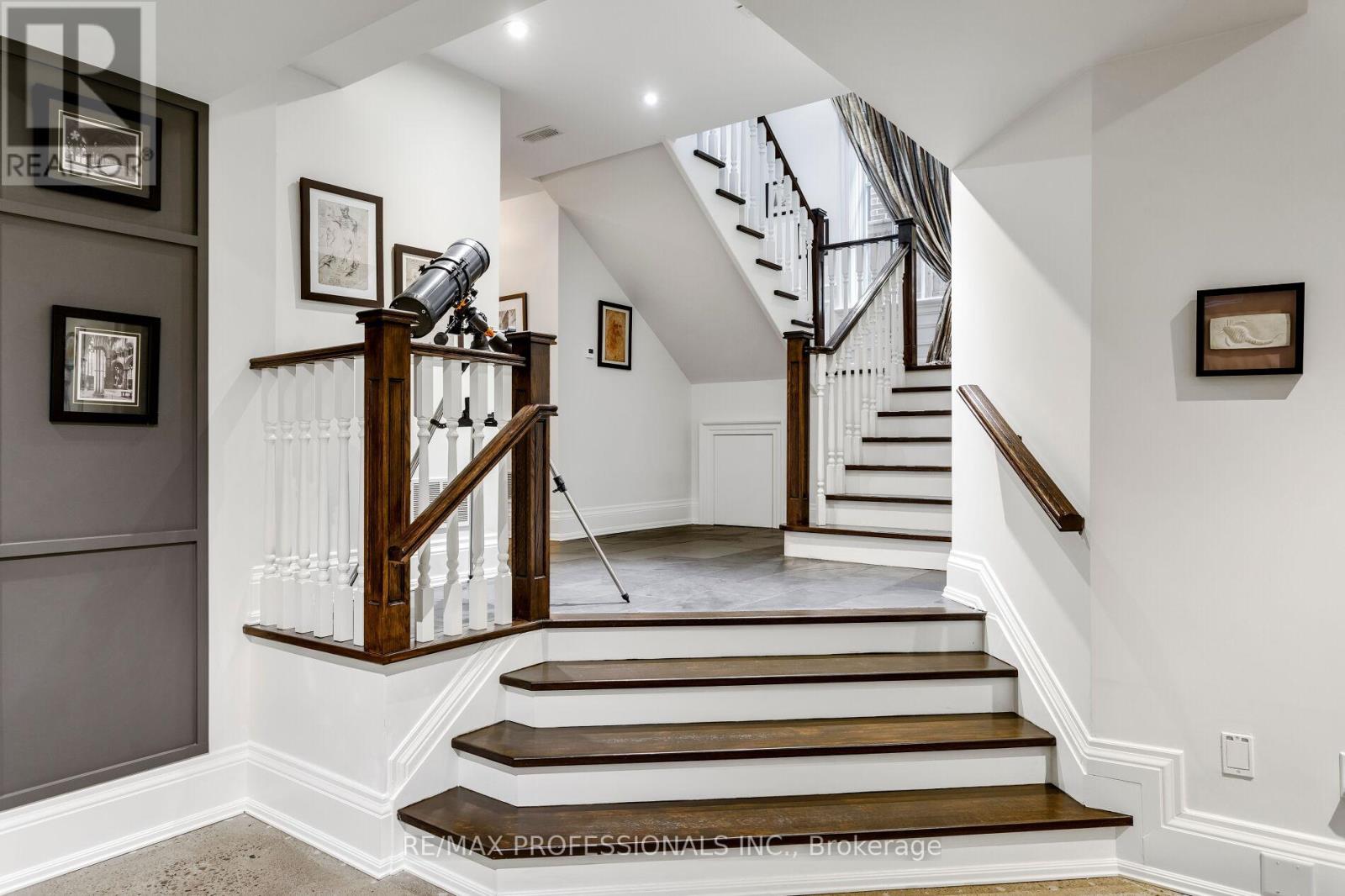 77 HALIBURTON AVENUE - 47
