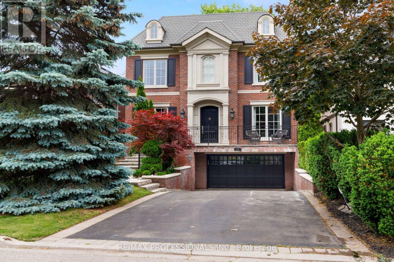 77 HALIBURTON AVENUE - 5