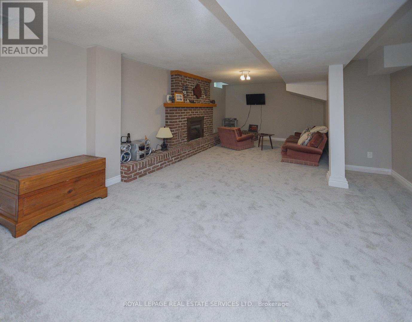 1361 GREENDALE TERRACE - 28