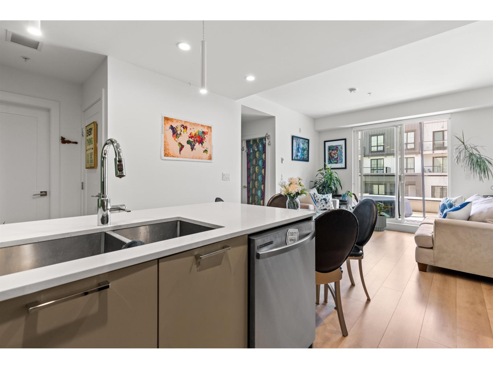 504 8380 200A STREET, Langley