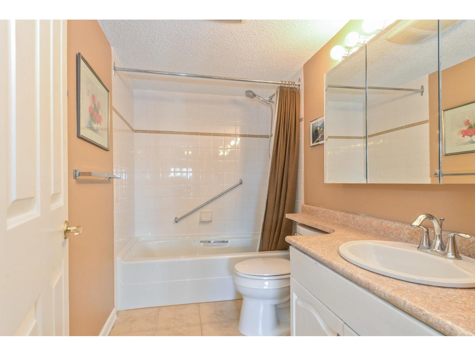 304 3150 GLADWIN ROAD, Abbotsford