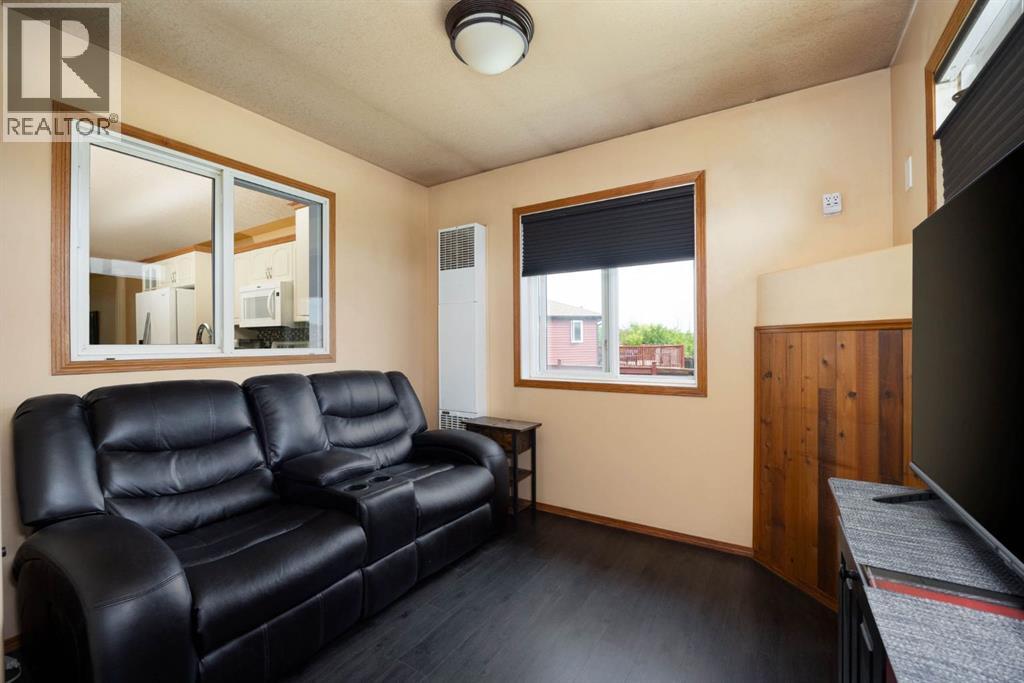 104 Avery Bay — photo 35
