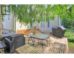 4 Jerseyville Road E, Hamilton, ON L9G1K1 Photo 25