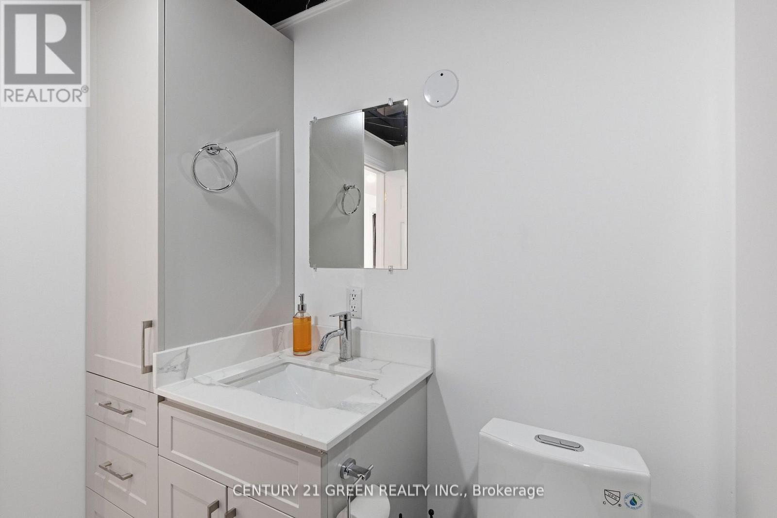135 VILLAGE STREET - 16