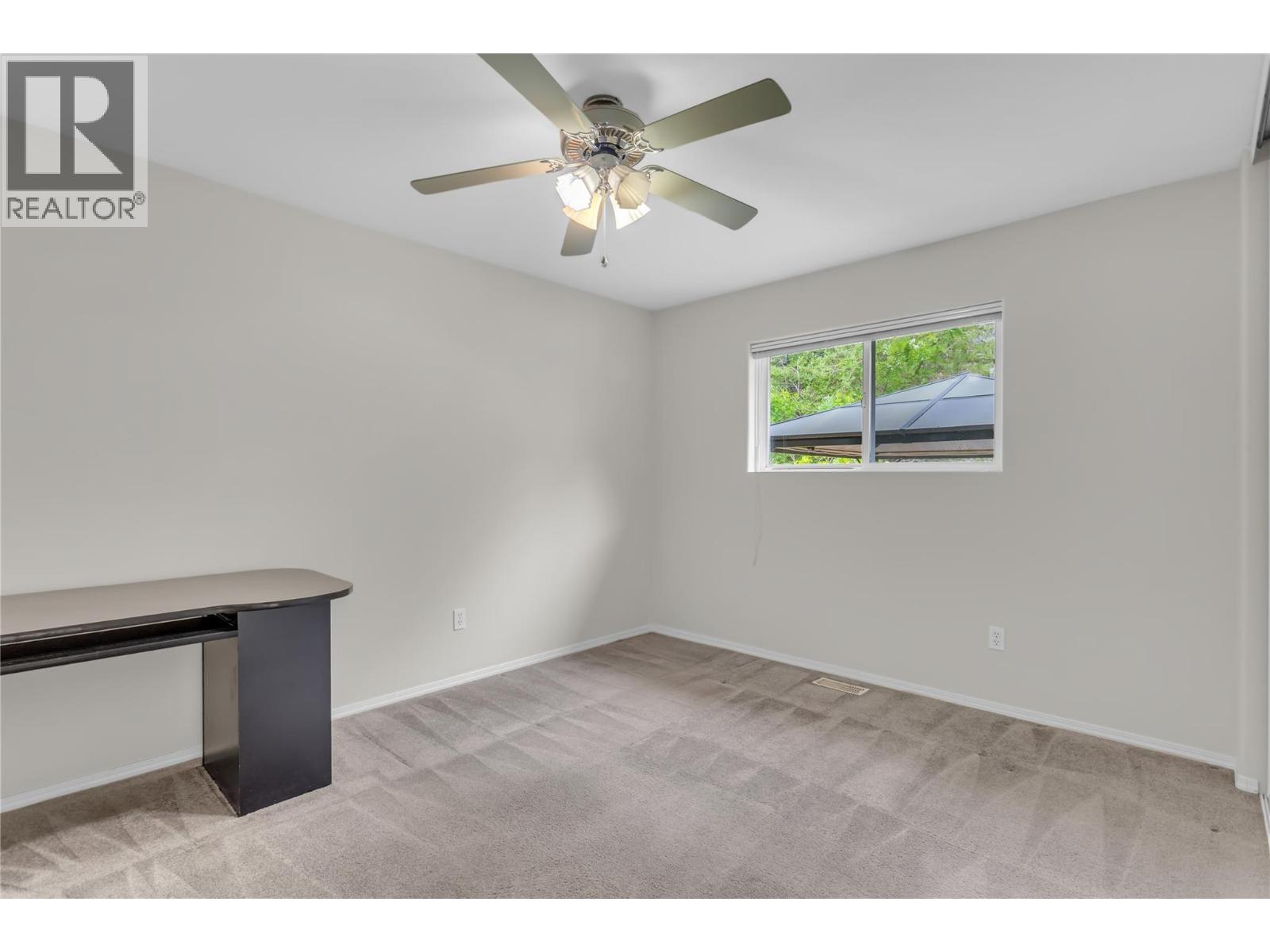 5220 Sutherland Road - 21