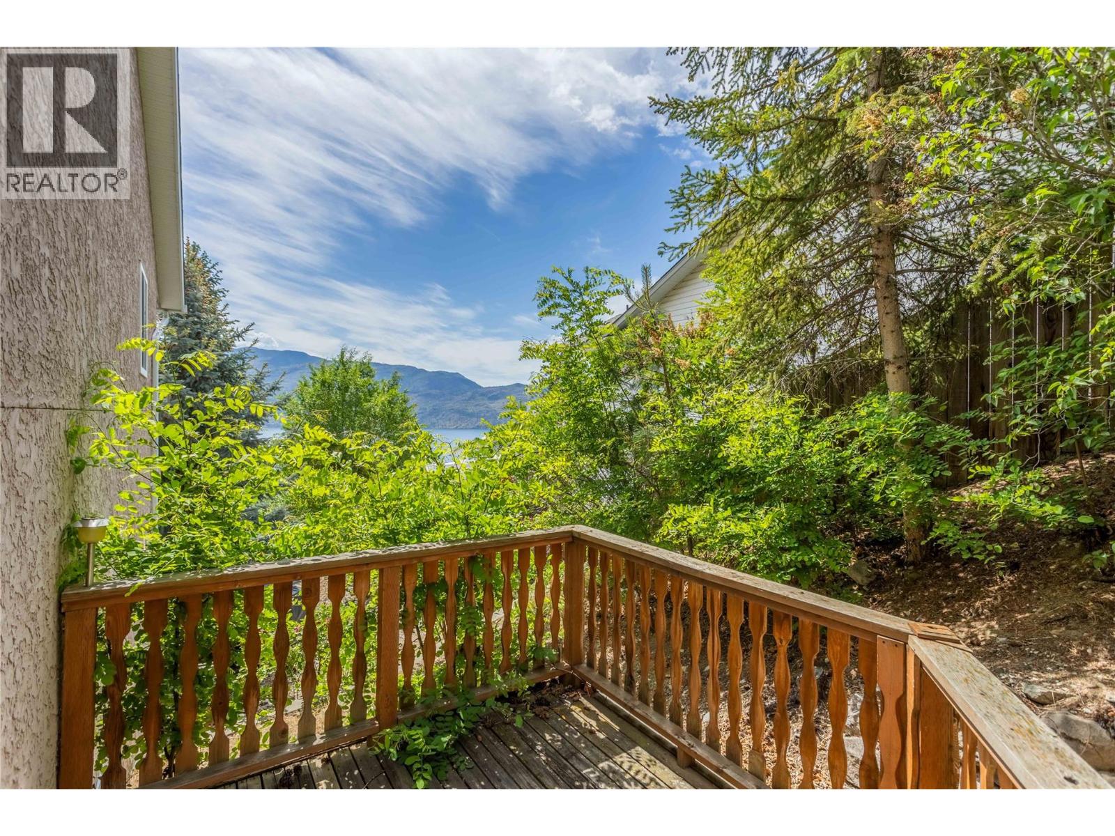 5220 Sutherland Road - 39