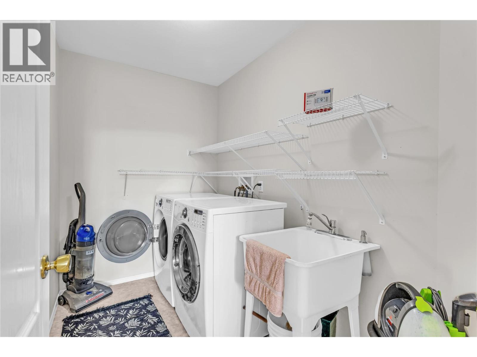 5220 Sutherland Road - 26
