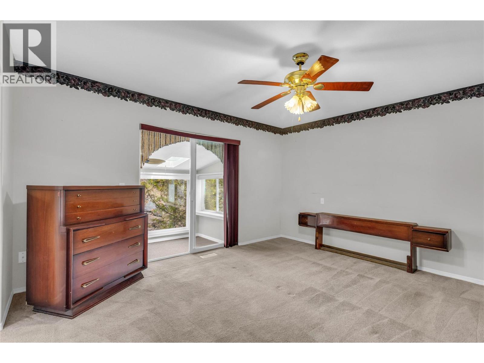 5220 Sutherland Road - 25
