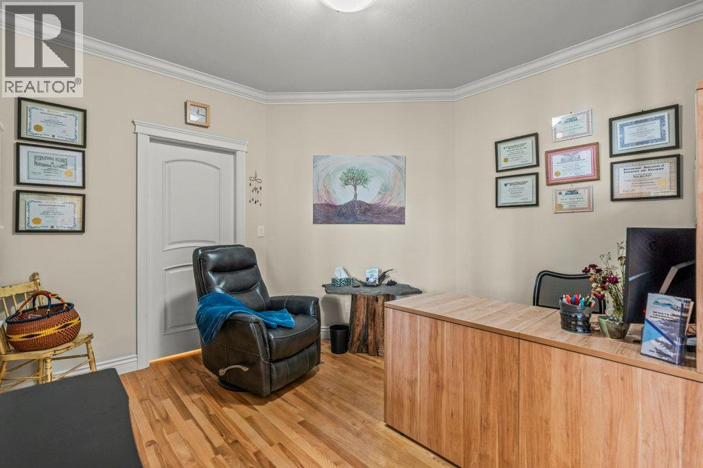 5694 Trans Canada Highway NW - 28