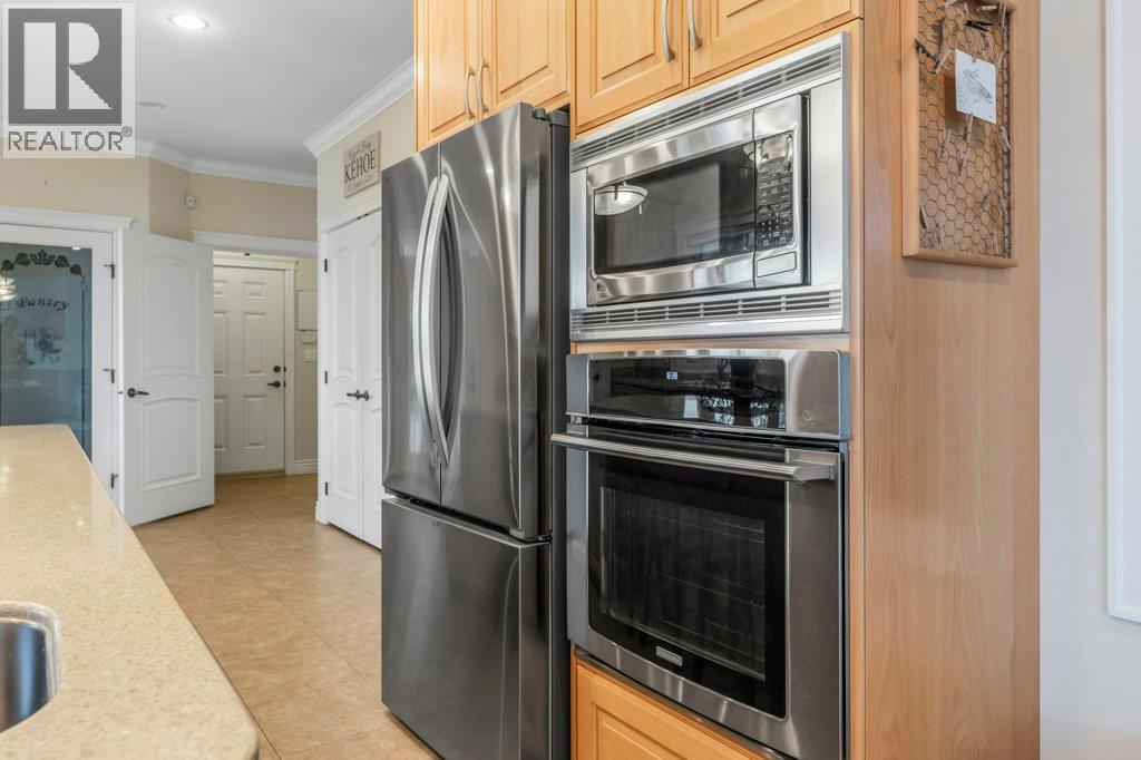 5694 Trans Canada Highway NW - 37