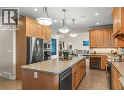 5694 Trans Canada Highway Nw, Salmon Arm, BC V1E3A2 Photo 41