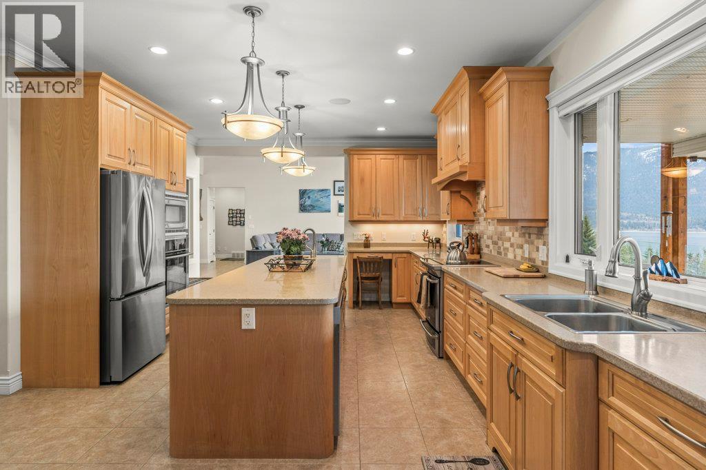 5694 Trans Canada Highway NW - 39