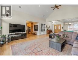 5694 Trans Canada Highway Nw, Salmon Arm, BC V1E3A2 Photo 27