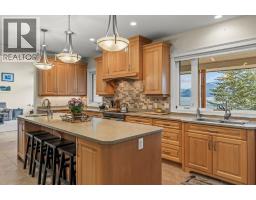 5694 Trans Canada Highway Nw, Salmon Arm, BC V1E3A2 Photo 38