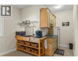 5694 Trans Canada Highway Nw, Salmon Arm, BC V1E3A2 Photo 58