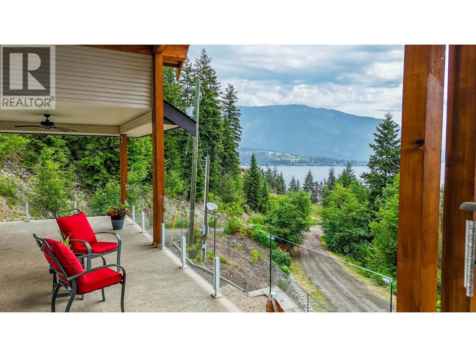 5694 Trans Canada Highway NW - 15