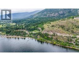 5694 Trans Canada Highway Nw, Salmon Arm, BC V1E3A2 Photo 22