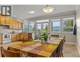5694 Trans Canada Highway Nw, Salmon Arm, BC V1E3A2 Photo 66