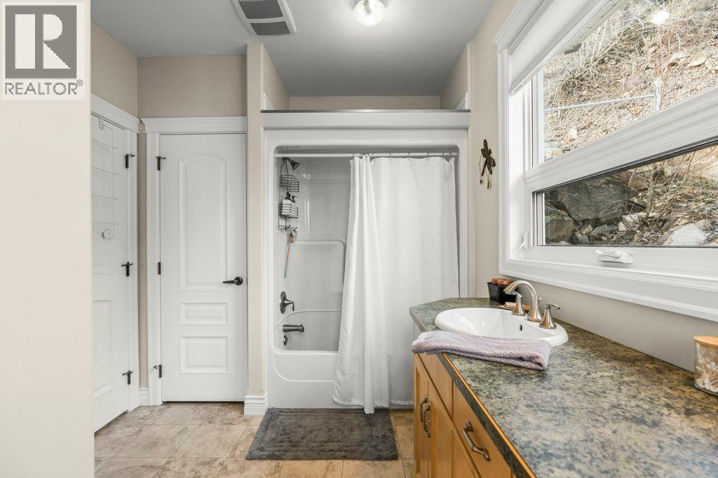 5694 Trans Canada Highway NW - 77