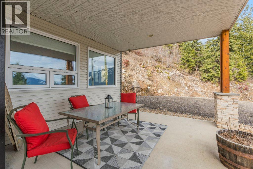 5694 Trans Canada Highway NW - 79