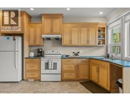 5694 Trans Canada Highway Nw, Salmon Arm, BC V1E3A2 Photo 68