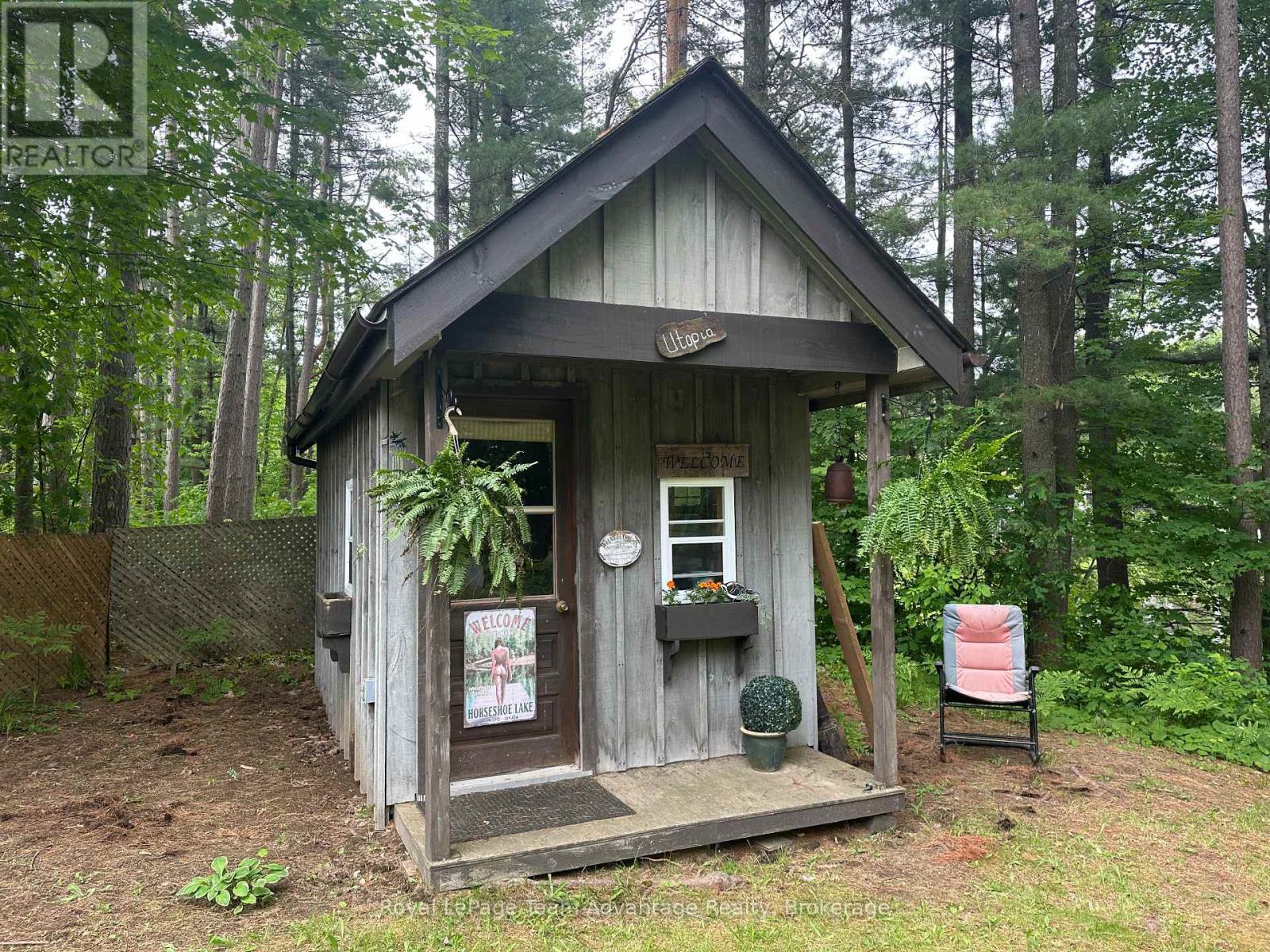 19 ALLAN CRESCENT - 41