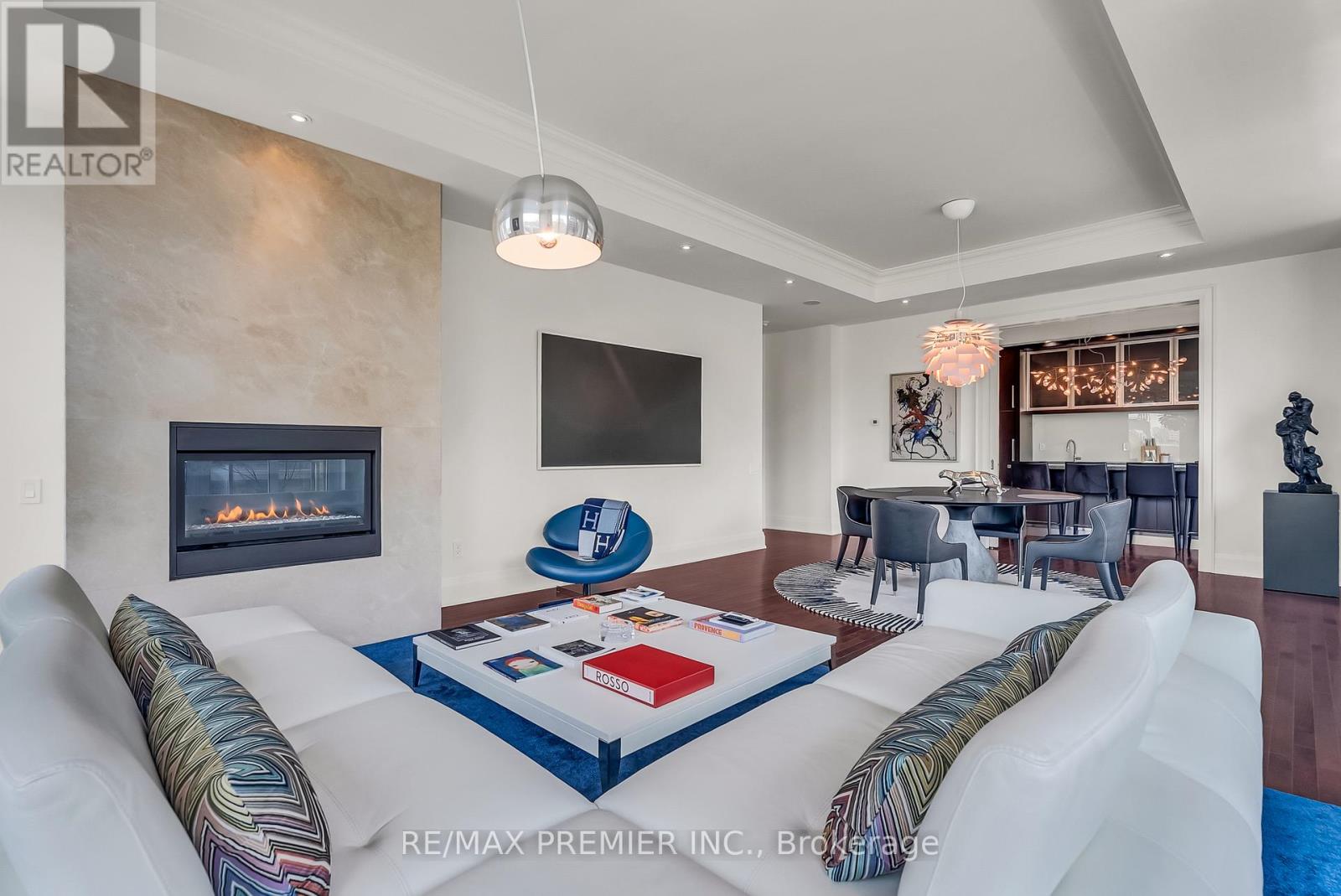 #502 80 YORKVILLE AVENUE - 12