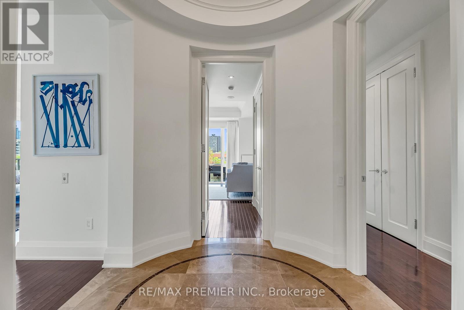 #502 80 YORKVILLE AVENUE - 24
