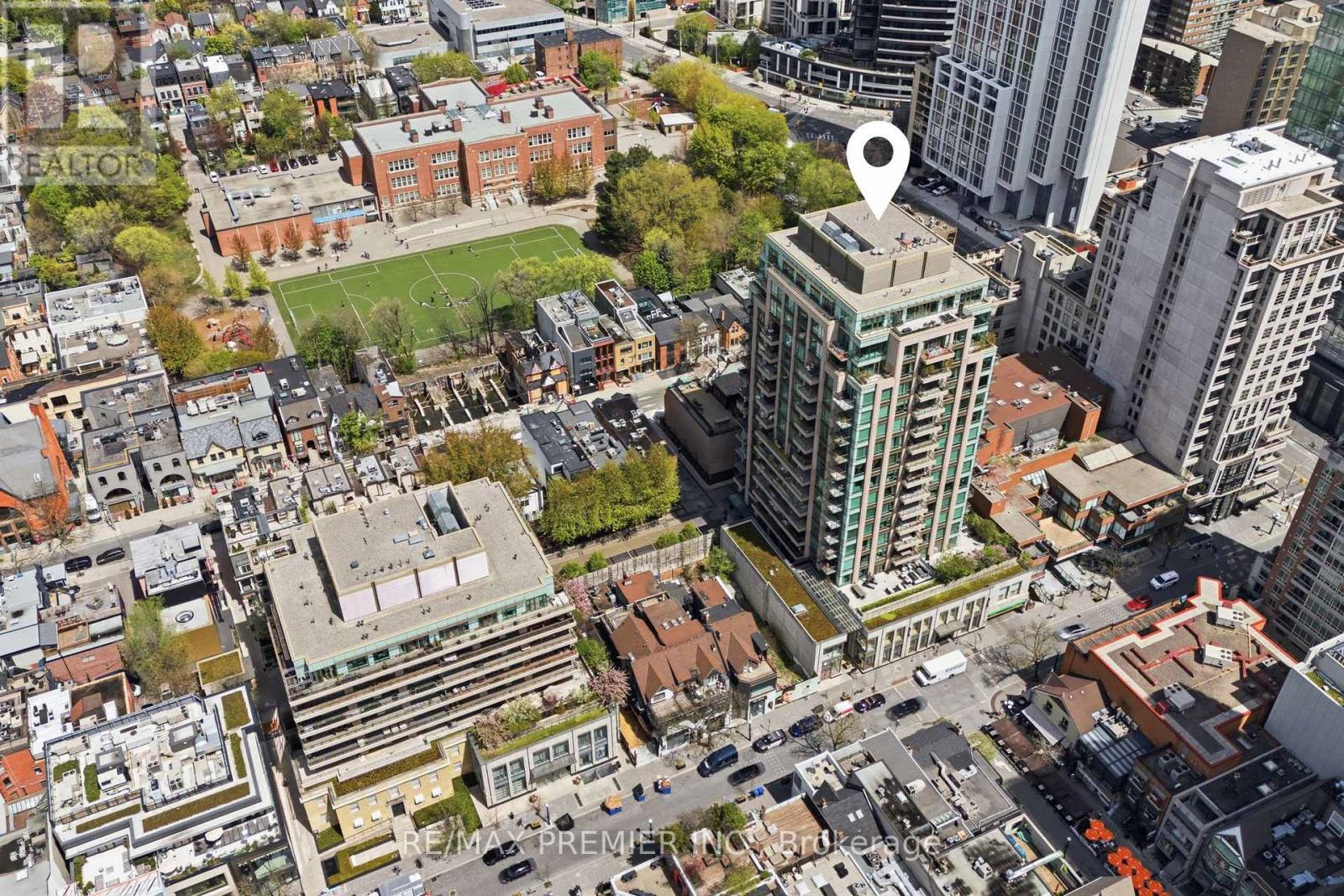 #502 80 YORKVILLE AVENUE - 42