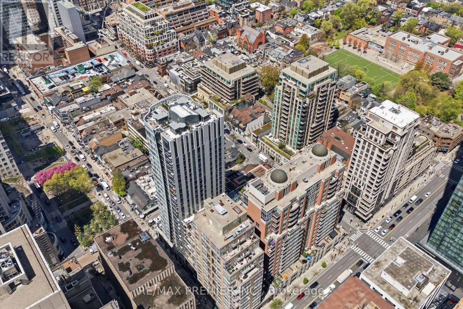#502 80 YORKVILLE AVENUE - 50