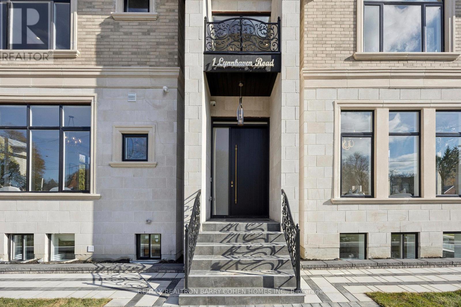 1 LYNNHAVEN ROAD - 3