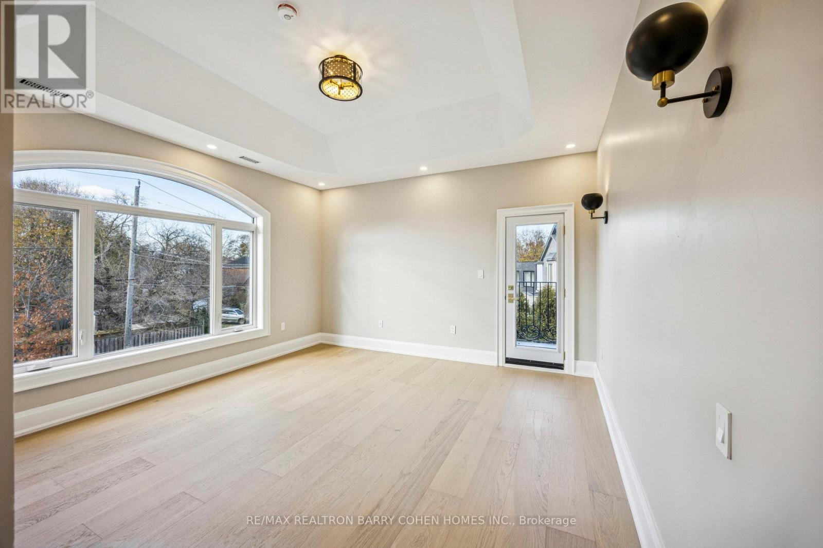 1 LYNNHAVEN ROAD - 31