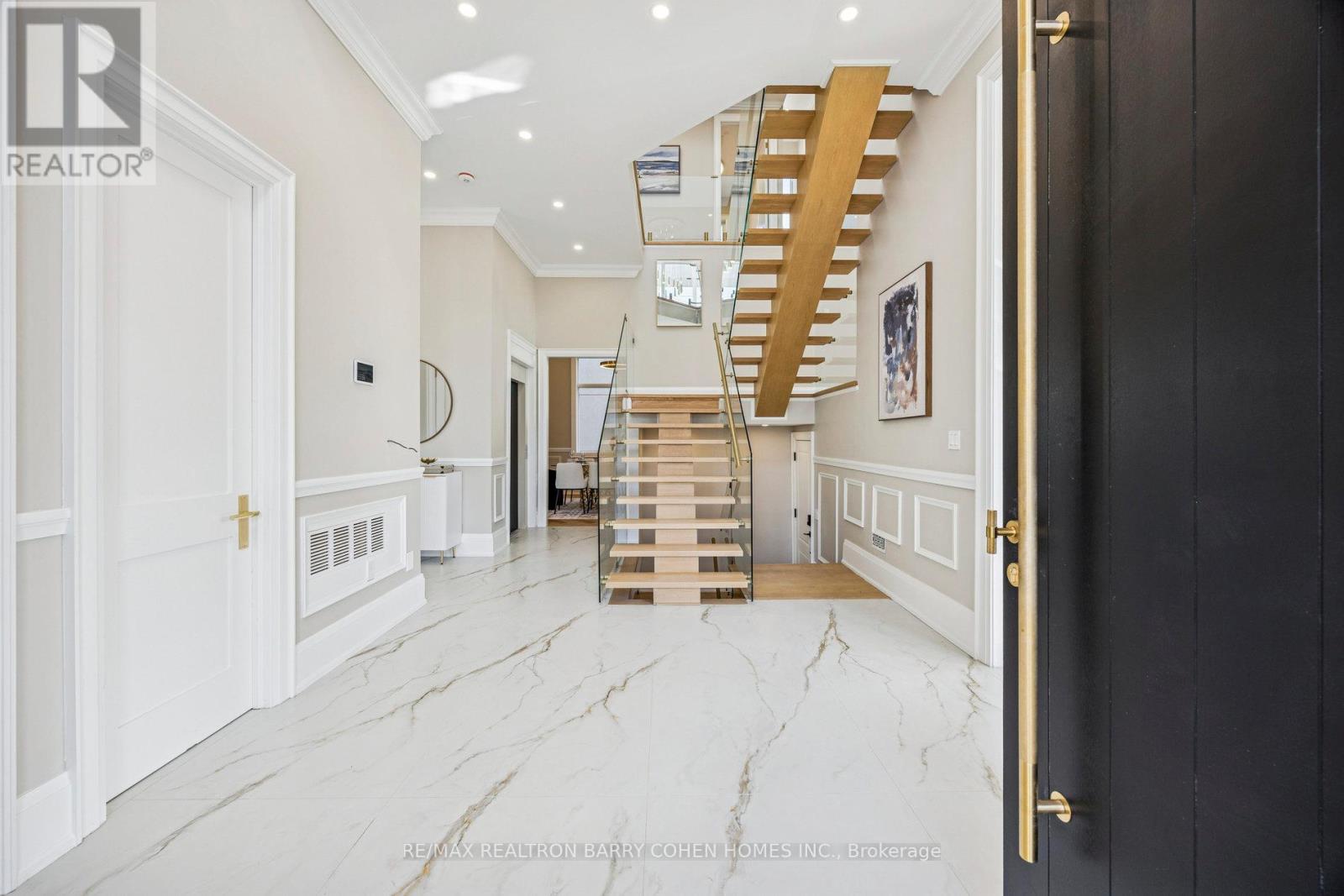1 LYNNHAVEN ROAD - 4