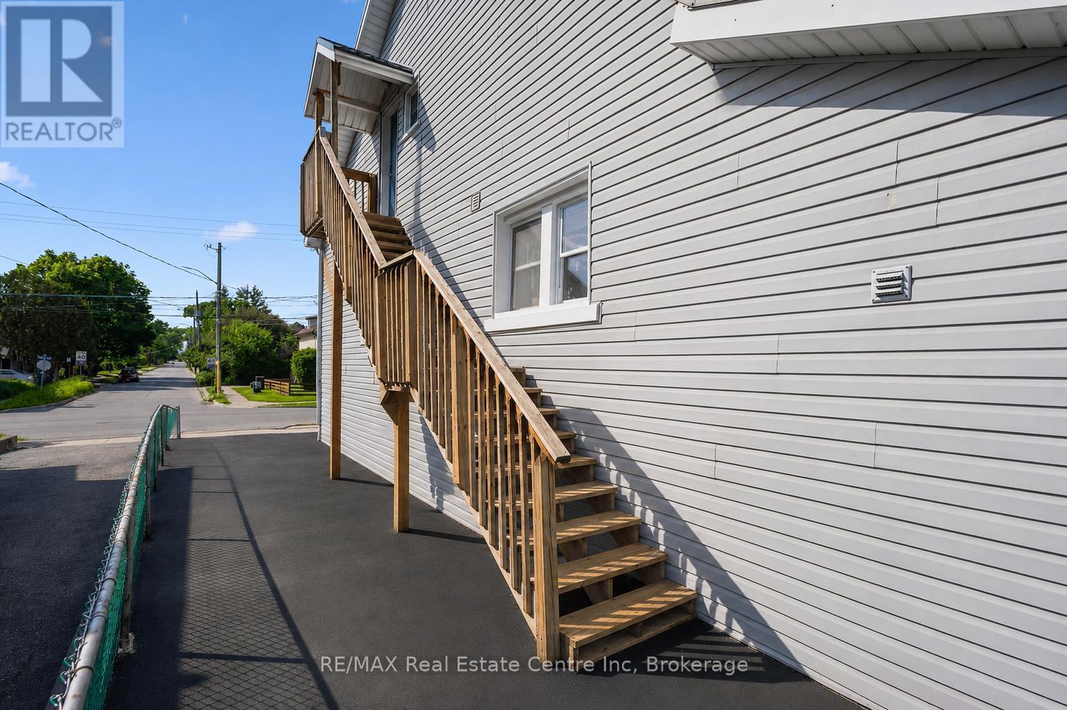 314 PAISLEY ROAD - 16