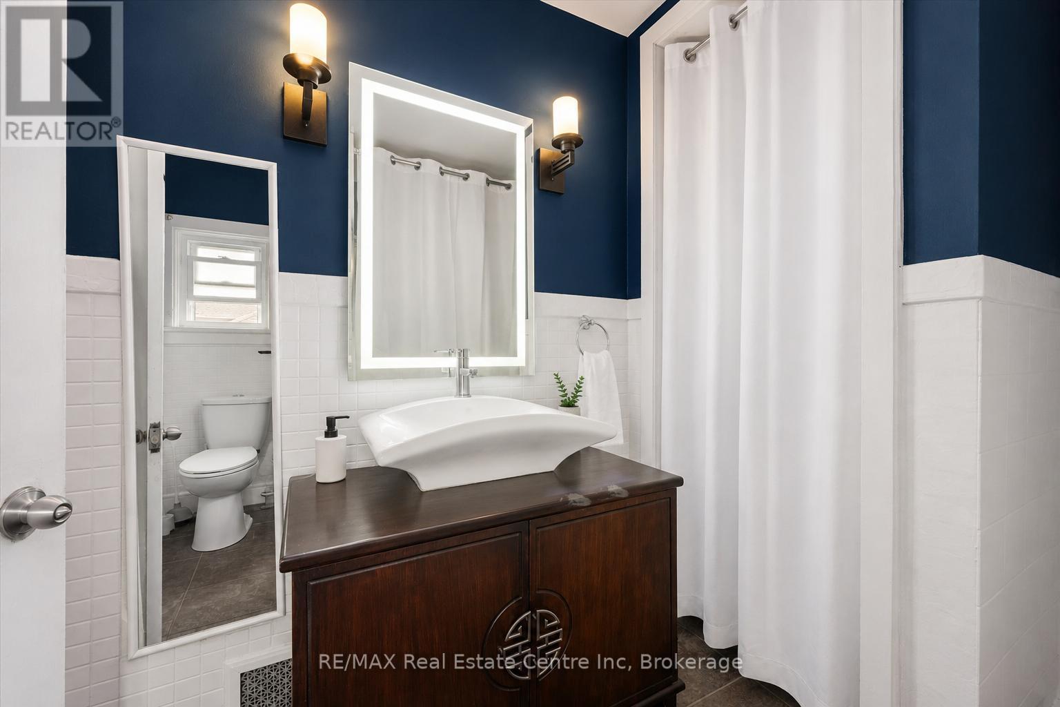 314 PAISLEY ROAD - 24