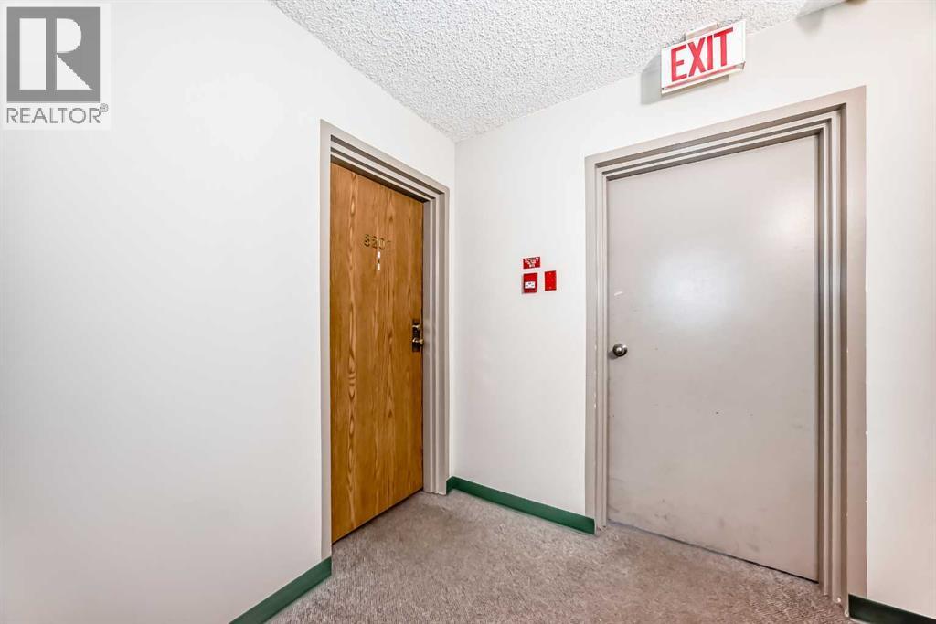 #3207 13045 6 Street SW - 33
