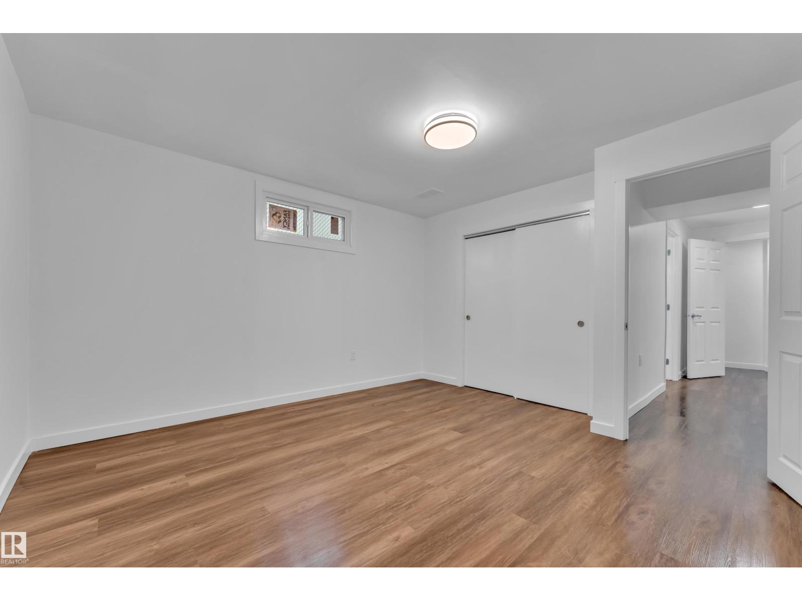 8104 135 AV NW - 19