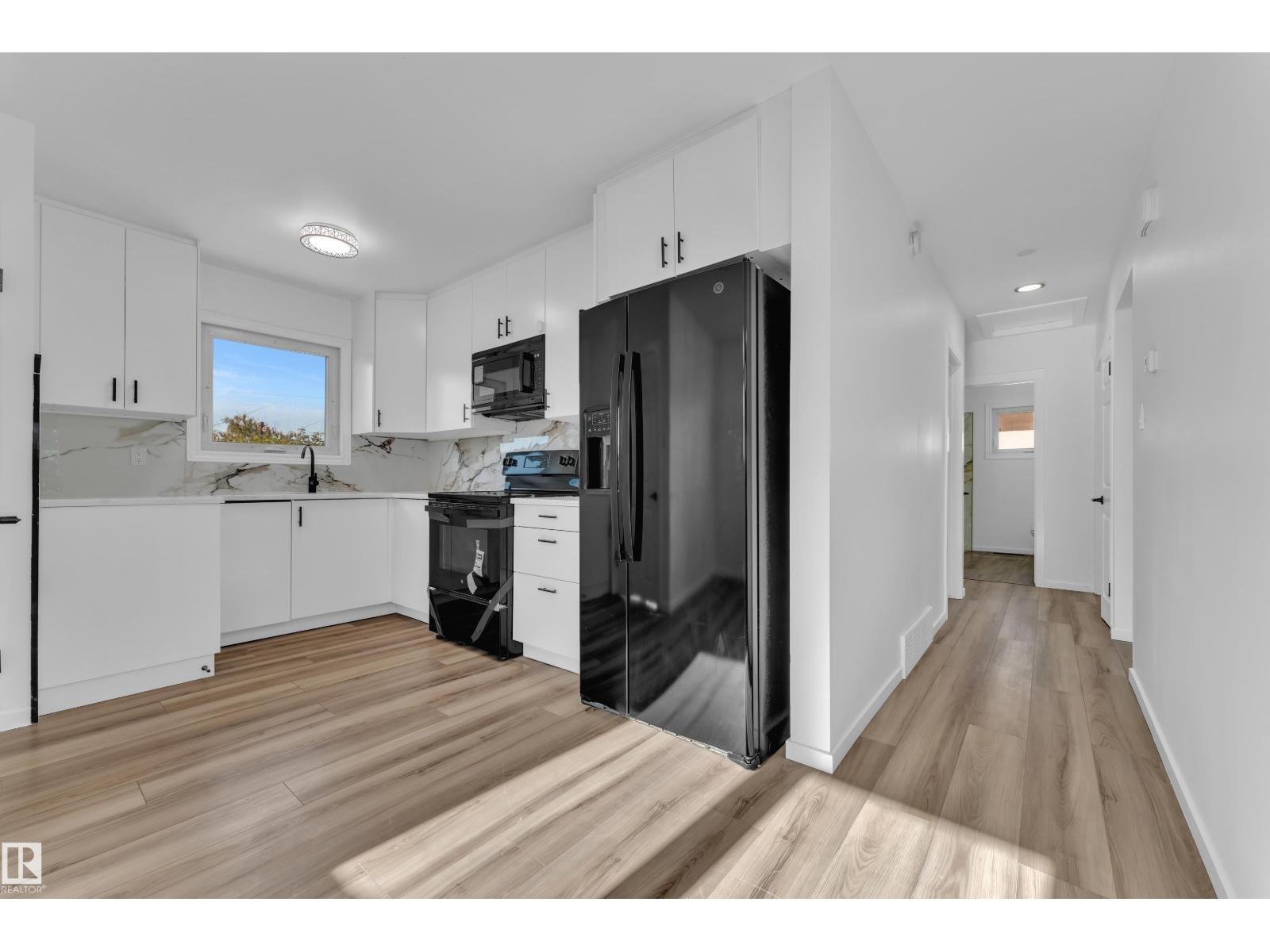 8104 135 AV NW - 25