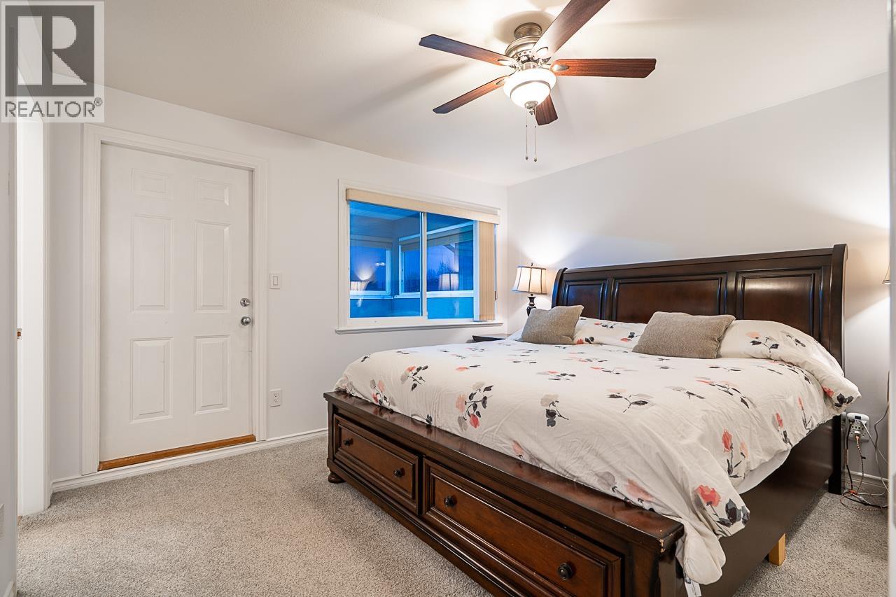 8438 14TH AVENUE, Burnaby