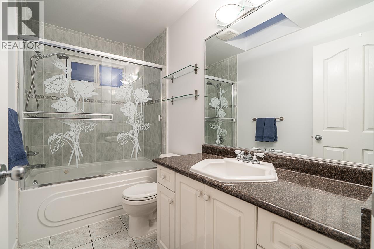 8438 14TH AVENUE, Burnaby