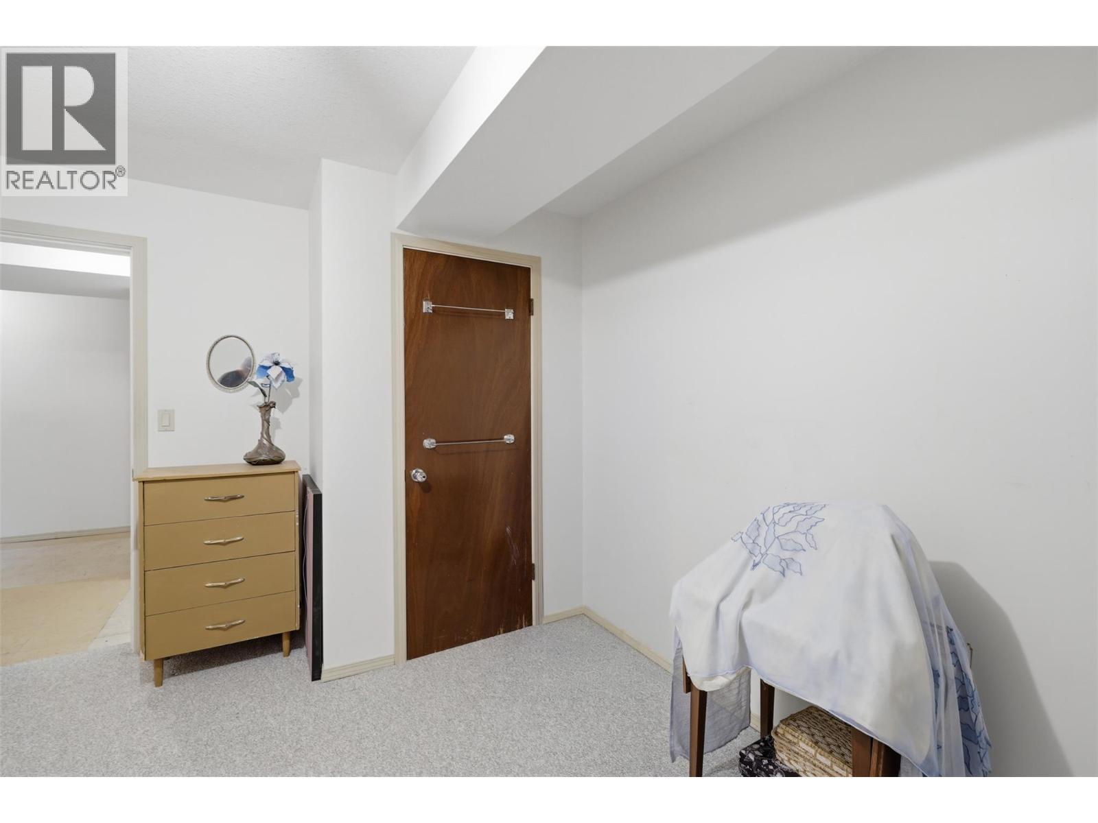 6298 HILLVIEW Drive, Kamloops