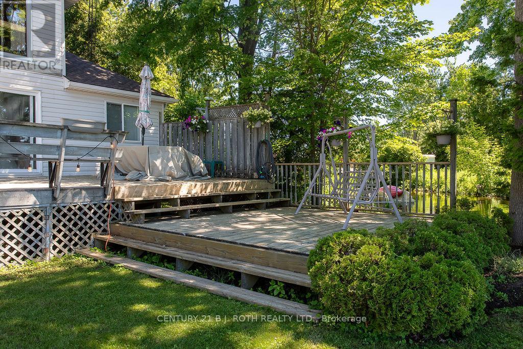 2389 CRYSTAL BEACH ROAD - 11