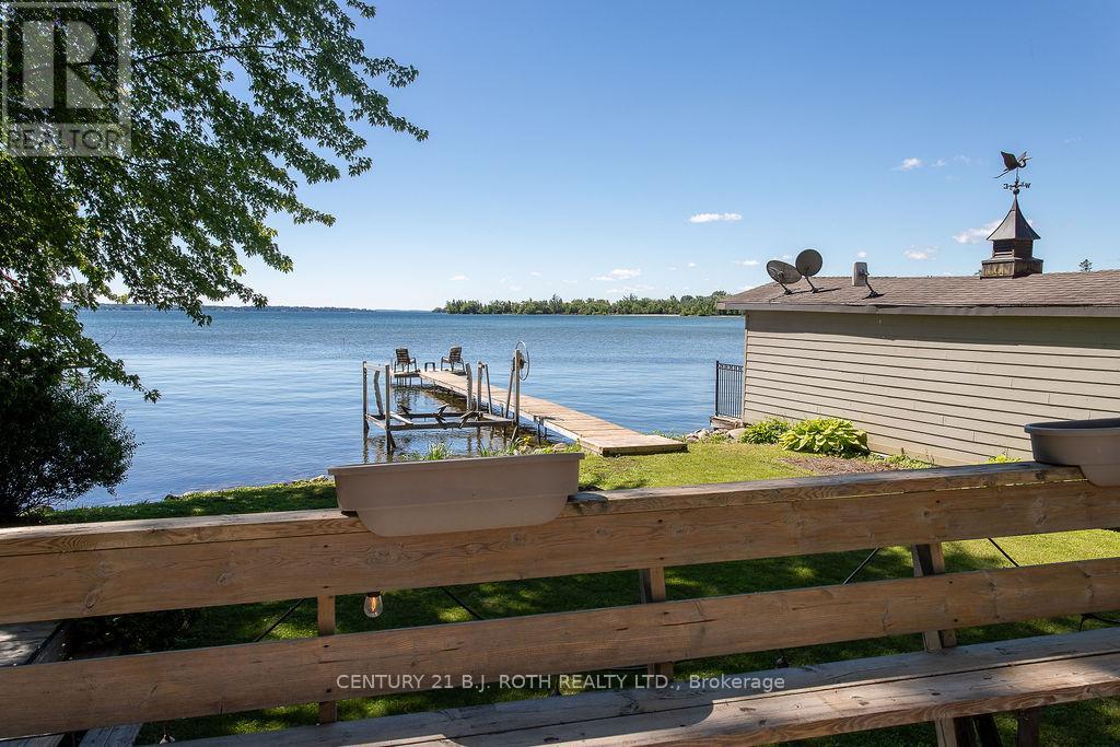 2389 CRYSTAL BEACH ROAD - 13