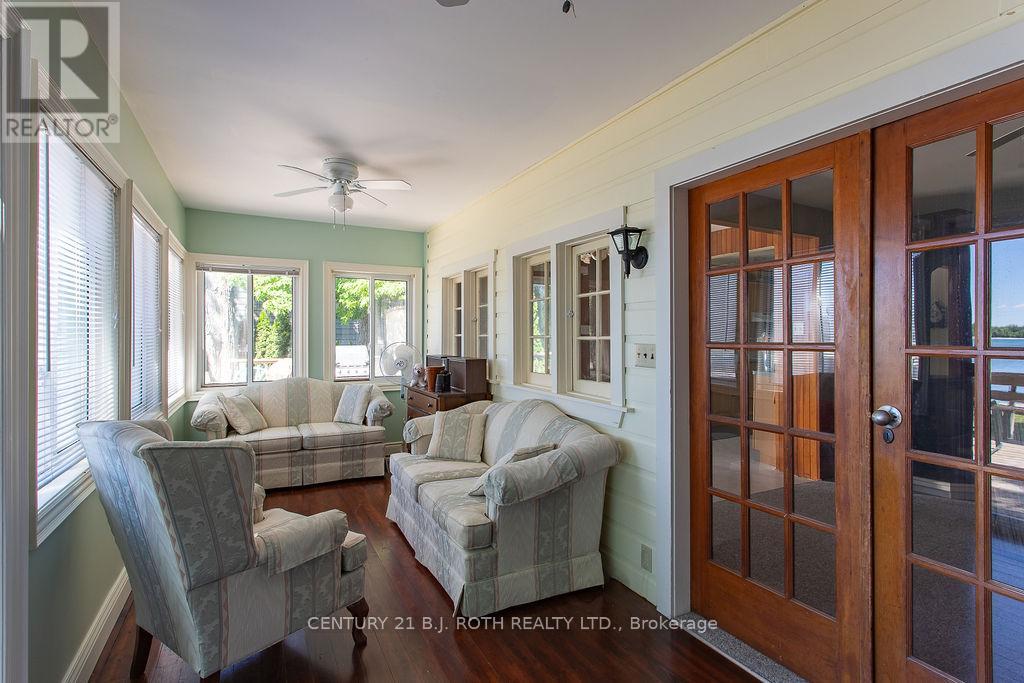2389 CRYSTAL BEACH ROAD - 18