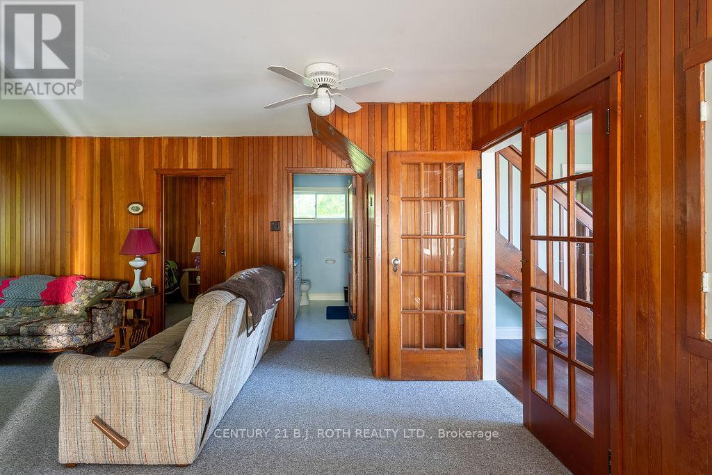 2389 CRYSTAL BEACH ROAD - 25