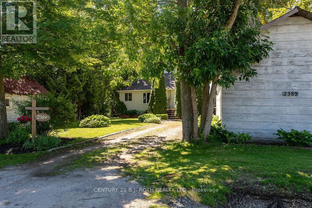 2389 CRYSTAL BEACH ROAD - 38