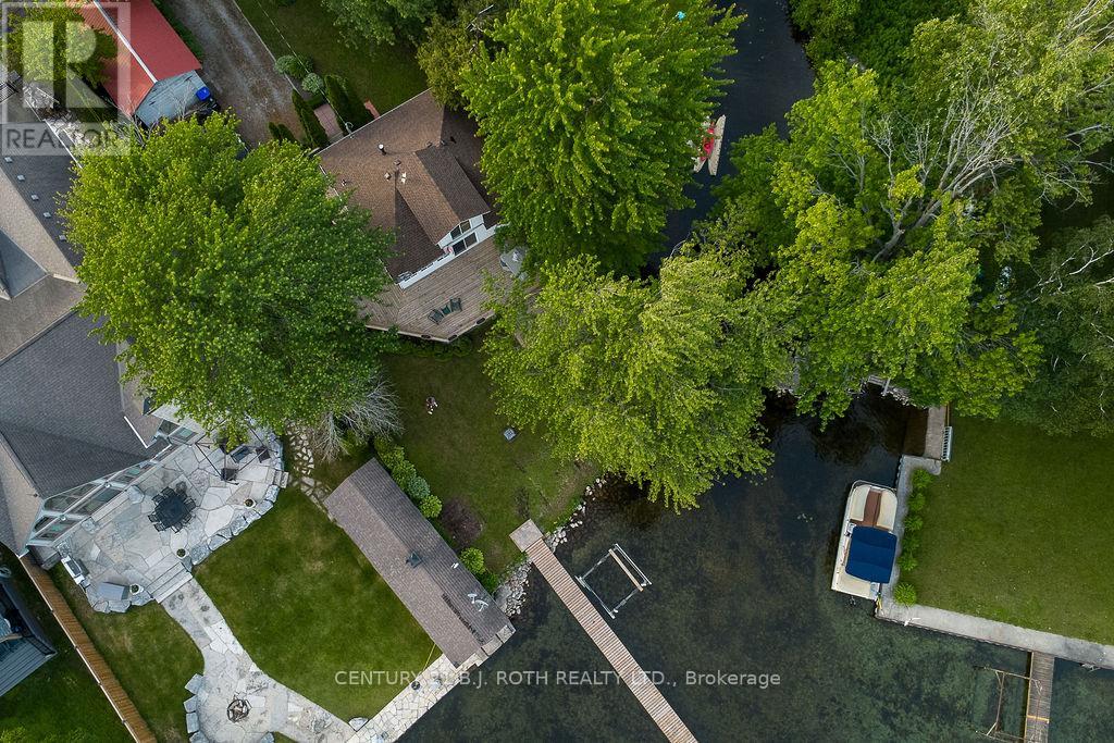 2389 CRYSTAL BEACH ROAD - 4